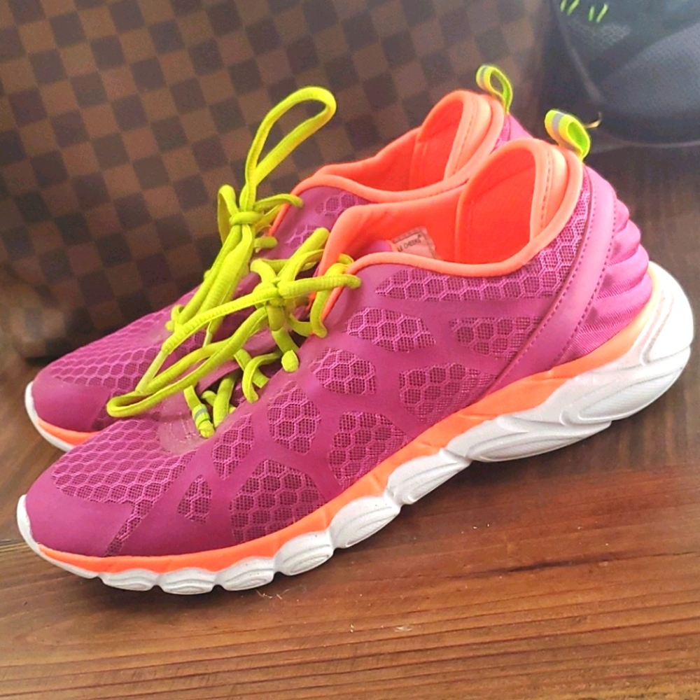 Tony Little Cheeks Fit Body Tennis Shoes